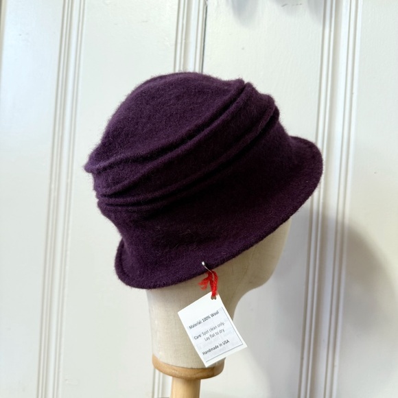 Plum Floral Accent Wool Cloche Hat New with Tags - Picture 4 of 7